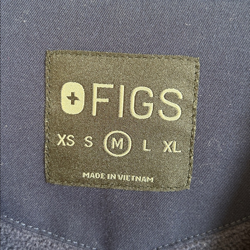 Figs On-Shift Fleece Jacket. Size Medium. - Picture 3 of 3